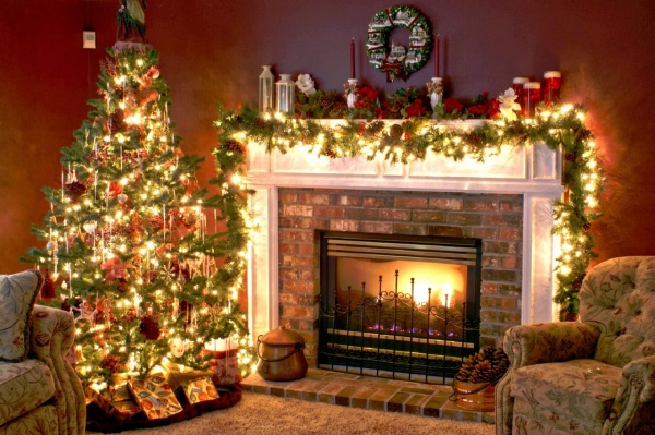 ChristmasTreeandFireplace